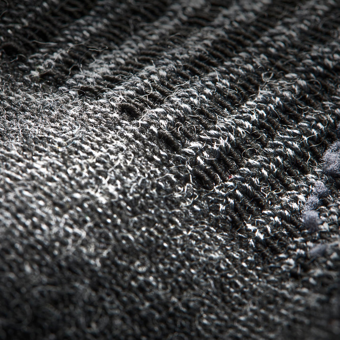 wizwool-merino-sokker-LightWeight-geoff-anderson-closeup-6.jpg